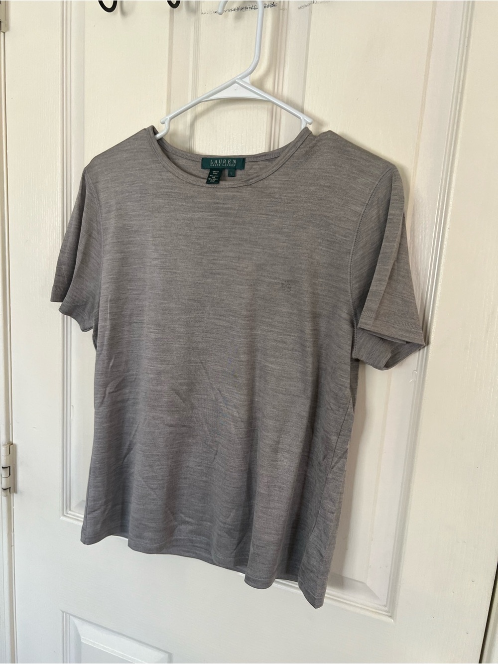 Lauren Ralph Lauren 85% Silk Gray/Taupe Short Sleeve Tee Shirt L - Picture 6 of 10